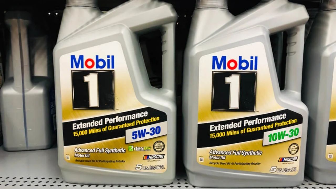 Differences Between 5w30 and 10w30 Oil